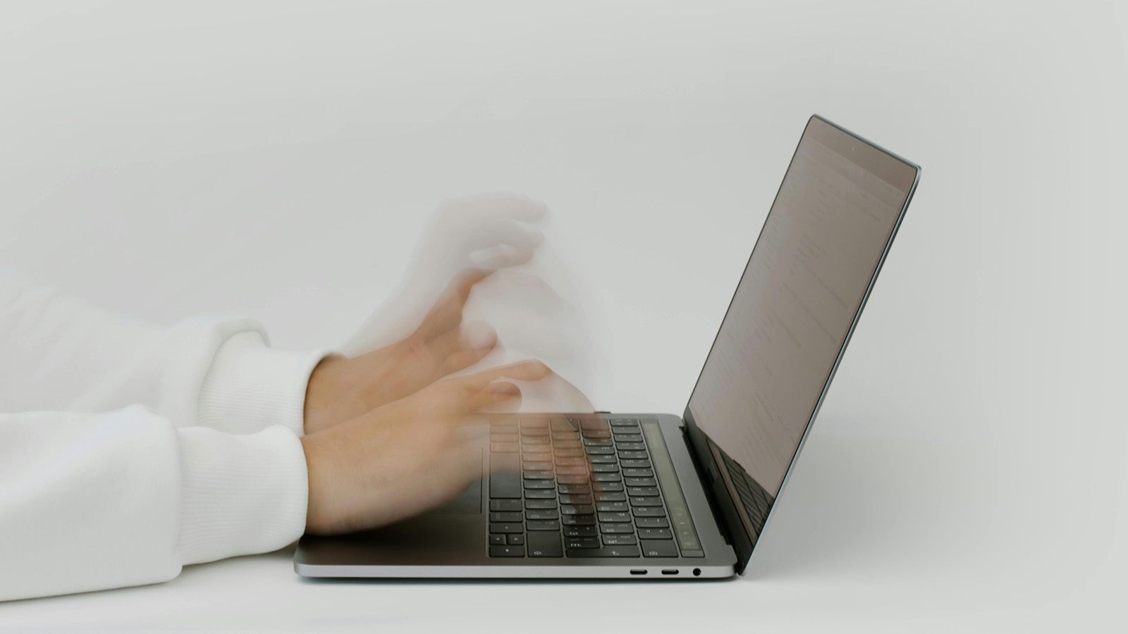 Abstrakte technische Grafik zum Tag nach dem Website-Go-Live mit Monitoring, Redirects und Support-Verantwortung.